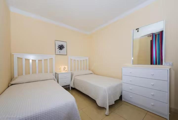 Apartment In Playa De Las Americas 1 Oda fotoğraf